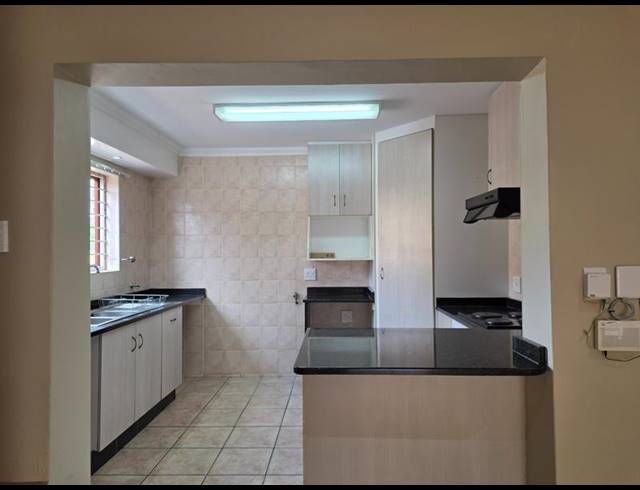 4 BEDROOM TOWNHOUSE FOR SALE IN RUIMSIG NOORD